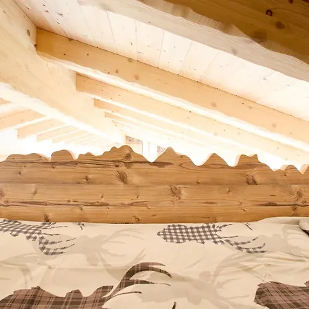 - Treeb Breva شقة بيلاجيو